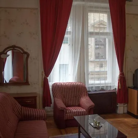 Retro Guest house 3*
